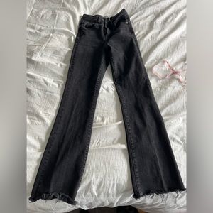 🌊 Zara jeans!